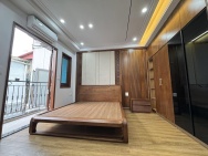 Bán nhà phố Lê Văn Hưu, 35m2, 7 tầng thang máy, mặt tiền 6m, 13.8