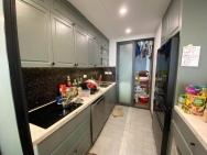 (Chính chủ) bán căn chung cư phố Lê Đại Hành, 100m2, 3 ngủ 2 vệ