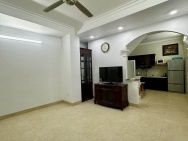 Bán nhà phố Kim Ngưu 40m2, 4 tầng, mặt tiền 5m, 9.9 tỉ, ngõ rộng xe