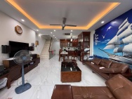 Bán nhà Nguyễn Thái Học, 60m2, 5 tầng, mặt tiền 4m, 21 tỉ, gần mặt