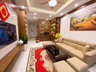 Bán nhà Nguyễn Đình Chiểu, 65m2, 5 tầng thang máy, mặt tiền 10m,