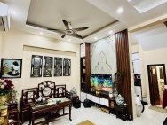 Bán nhà mặt phố Trần Nhật Duật, 35m2, 5 tầng, mặt tiền 3.5m, 20.5