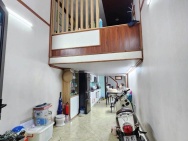 Bán nhà Lê Văn Hưu, 40m2, 4 tầng, 18.5 tỉ, 3m ra phố, ngõ rộng xe