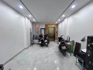 Bán nhà 5 tầng thang máy mới đẹp Nguyễn Đình Chiểu, 38m2, mặt tiền