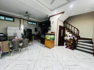 Bán nhà mặt phố Bà Triệu, 70m2, 5 tầng, mặt tiền 5.1m, 75.5 tỉ, cho