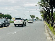 Bán đất Phạm Hữu Nhật sát biển, 97m², đường 15m vỉa hè 9m, giá 8,7