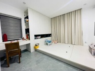 Bán nhà đẹp trung tâm Ngọc Lâm- Dân xây-Full NT mặt tiền rộng- 45m