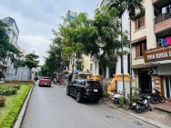 Bán nhà mặt phố Hoàng Quốc Việt - Đặng Thuỳ Trâm, Cầu Giấy DT