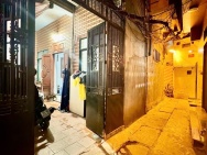 Bán 52M hồng mai bạch mai tặng nhà lô góc hai bà trưng