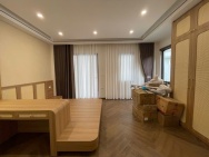 CẦN BÁN NHÀ TRUNG TÂM NGỌC LÂM 7,5 TẦNG CÓ THANG MÁY,GẦN MIPEC LONG