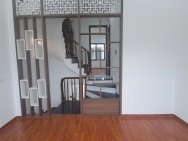 Bán nhà Ngọc Hồi - Hoàng Liệt, 40m² x 4,5 tầng, cả sân 57m²,  7,4 tỷ