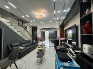 BÁN NHÀ 1 TRỆT 2 LẦU SÂN THƯỢNG TRƯỚC SAU, 70M2, 4PN- KDC BÌNH HÒA