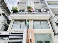 Bán nhà Mặt tiền Phó Đức Chính - giao Vũ Tùng, 6,8x14m, 8 Tầng, HĐ