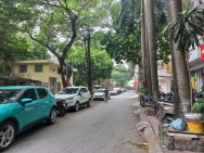 BÁN NHÀ PHÂN LÔ NGUYỄN THỊ ĐỊNH, VỈA HÈ, OTO TRÁNH, 52M2 5T, Ở,