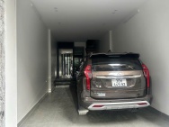 Bán nhà Nguyễn Văn Cừ 65m 5 tầng MT4m phân lô ô tô tránh nhỉnh 24 tỷ