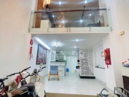 Bán nhà Cách Mạng Tháng 8, DT 53m², hẻm xe hơi, 4 tầng BTCT, gần