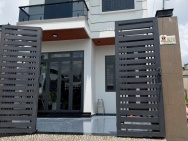 GIẢM GIÁ CÒN 5.9 TỶ – NHÀ ĐẸP MÁI NGÓI, FULL NỘI THẤT, XE HƠI TRONG