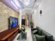 CHÍNH CHỦ CHO HỘ GIA ĐÌNH THUÊ NHÀ NGUYÊN CĂN 5 TẦNG MỚI XÂY – NGÕ