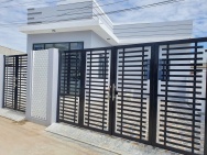 Chính chủ cần bán nhà mới xây dựng, vị trí thuận tiện tại hẻm 81,