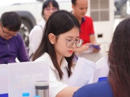 Lý do khách hàng nên chọn Bất động sản Hòa Lạc?
1. Giá rẻ, còn hấp