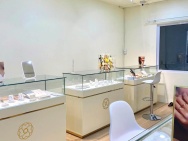 Sang nhượng toàn bộ cửa hàng khuyên tai, trang sức với giá chỉ 50
