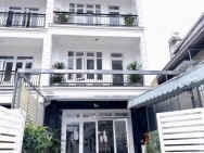 Cho thuê nhà 200m2 6 phòng ngủ Phan Đình Giót giá 20 triệu tại Đà