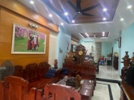 Bán nhà 140m2, 3 tầng, đường Lê Văn Chí, Linh Trung, Thủ Đức, TP