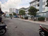 Bán nhà MT Nguyễn Đình Chiểu - giao Phan Xích Long, 5x10,5m 2 Tầng,