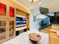 (HOT)Bán nhà Lý Phục Man, Q7, 3 tầng, 4PN ,3WC, hẻm xe hơi, giá chỉ