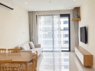Căn hộ 2 ngủ giá 2.1 tỷ Vinhomes Gia Lâm,sổ đỏ,nội thất đầy đủ