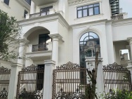 Cho thuê nhà, Lạc Long Quân, Võ Chí Công, THANG MÁY, 332m2x 4T -60