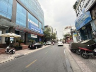 Gấp bàn nhà hai mặt tiền MAI THỊ LỰU - Quận 1 - 132m2 - 4 tầng -