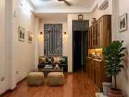 BÁN NHÀ LẠC LONG QUÂN, TÂY HỒ- 60m2 x 5 TẦNG - 7 CHỖ ĐỖ CỬA- LÔ GÓC