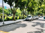 bán khách sạn Long Biên, 110m x 8 tầng, 26 phòng tiêu chuẩn, dòng