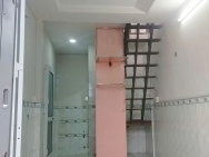 Nhà trệt, lầu bình đông P11.Q8 cũ. Giá 2,06 tỷ bớt lộc