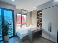 Cho Thuê Ccmn đẹp thoáng sáng ban công mới 100% ngõ 226 Minh Khai,