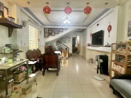 ** Nhà Hẻm Quận 5 Ngay Nguyễn Trãi-An Bình (4.3X15) Ngang 4.3m