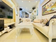 Bán nhà Định Công, Hoàng Mai, Ô tô đỗ cửa, full nội thất xịn mịn,