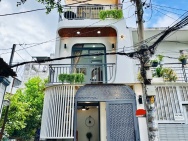 NHÀ ĐẸP NGAY CHỢ CÂY QUÉO PHÚ NHUẬN HXH 4PN CÓ PHÒNG TRỆT - 5 tỷ 980