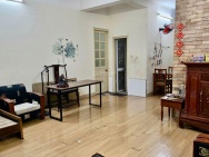 Cho thuê căn hộ tập thể 130m2 Võ Chí Công, 7,5 triệu/th, Tây Hồ HN