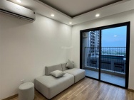 Bán căn hộ 3 ngủ giá siêu tốt tầng trung ban công hướng Đông Nam