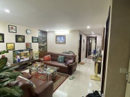 Bán nhà Lê Đại Hành, 30m2, 4 tầng, mặt tiền 4.2m, 10.4 tỉ, ngõ rộng