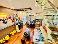 Bán nhà mặt phố Bát Đàn, 90m2, 4 tầng, mặt tiền 3.3m, 56.5 tỉ, dòng