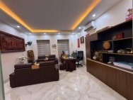 Bán nhà phố Quang Trung, 35m2, 3 tầng, mặt tiền gần 4m, 17.5 tỉ,