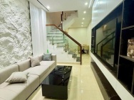 Bán nhà phố cổ Hà Trung 45m², 6 tầng, mặt tiền 4m, giá 19,4 tỉ,
