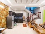 Bán nhà Trần Phú, 65m2, 4 tầng, mặt tiền 6m, 30 tỷ, ngõ ô tô vào