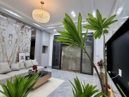 TRUNG TÂM BA ĐÌNH PHỐ SƠN TÂY 40M 7T THANG MÁY CĂN GÓC NHÀ MỚI NGÕ