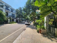 Nhà thật - Vinhome Riverside 85m gần hồ điều hòa 37 tỷ - Long Biên