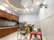 Nhà 5 tầng nở hậu đường nội bộ 8m Dương Bá Trạc P. Chánh Hưng. Giá