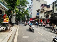 BÁN NHÀ NGÕ ĐỘI CẤN 75M 4 TẦNG MT 6.2M Ở LUÔN GẦN PHỐ GIÁ 18.8 TỶ